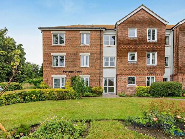 Flat for sale in Uckfield, Cross In Hand