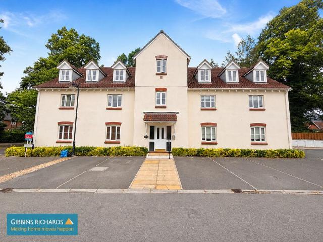 Flat for sale in Somerset