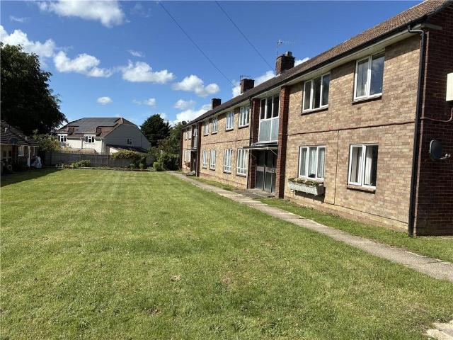 Flat for sale in Marlborough, Easton Royal
