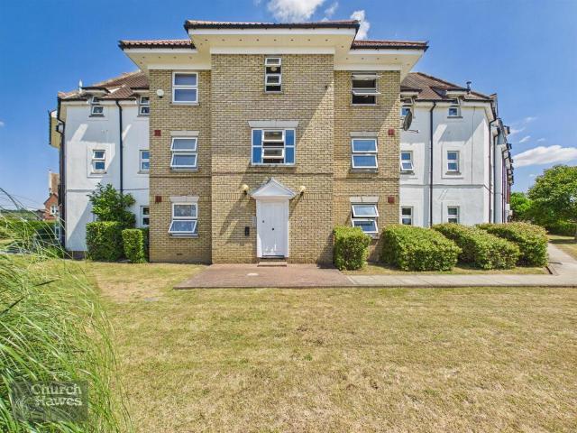 Flat for sale in Chelmsford, Essex