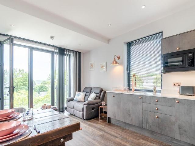 Flat for sale in Tenby, Wales