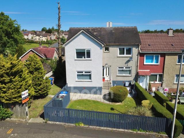 Flat for sale in Foxbar, Elderslie