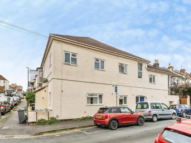 Flat for sale in Spike Island, Feckenham