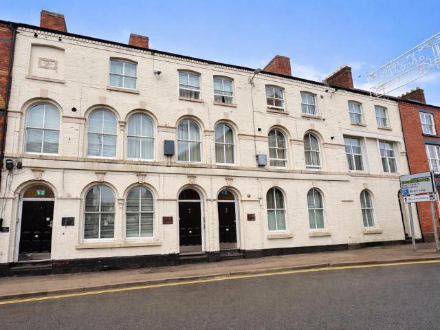 Flat for sale in Oswestry, Shropshire