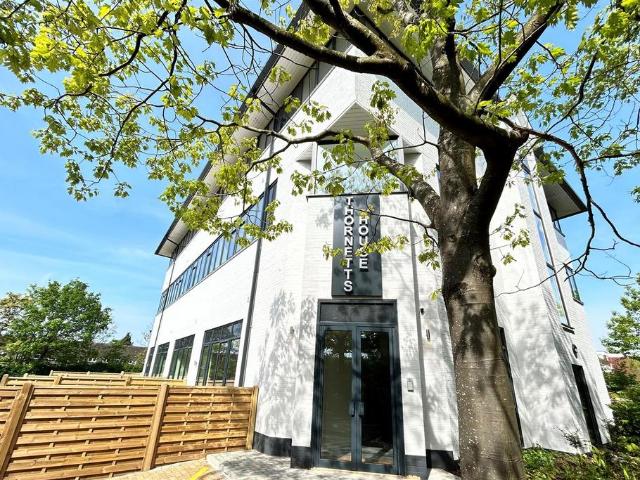 Flat for sale in Pachesham Park, Surrey