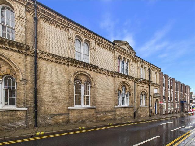 Flat for sale in Stoke, Ipswich