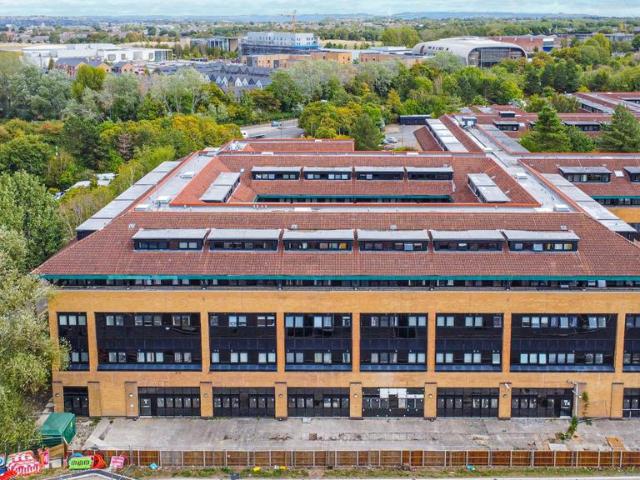 Flat for sale in Feckenham, City Of Bristol