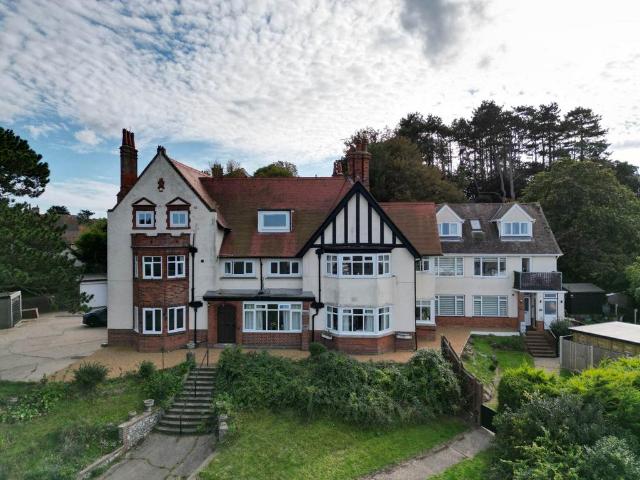 Flat for sale in Comers, Norfolk