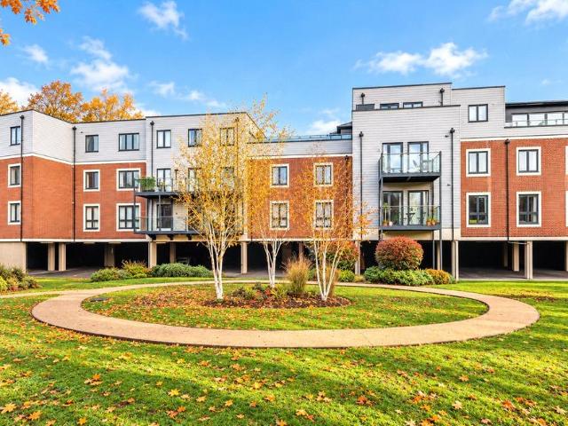 Flat for sale in Henley-on-Thames, South Oxfordshire