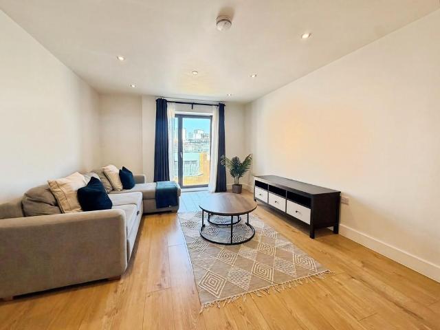 Flat for sale in Leylands, West Yorkshire