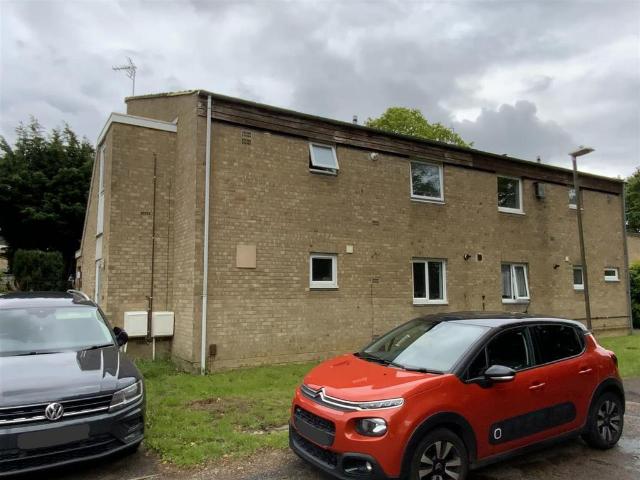 Flat for sale in Galley Hill, Milton Keynes