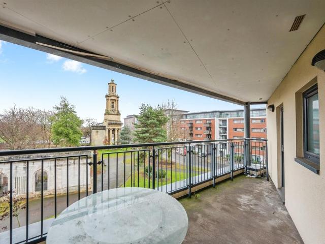 Flat for sale in Edgbaston, West Midlands