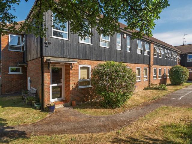 Flat for sale in Jordans, Buckinghamshire