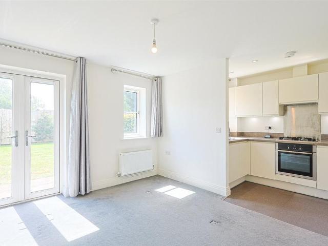 Flat for sale in Greater London