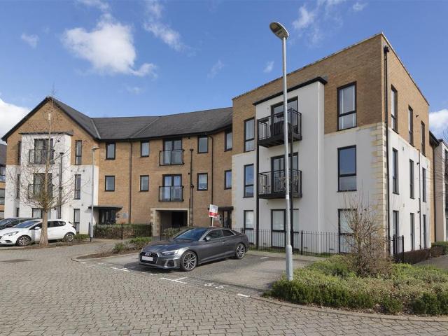 Flat for sale in Leybourne Chase, Tonbridge and Malling
