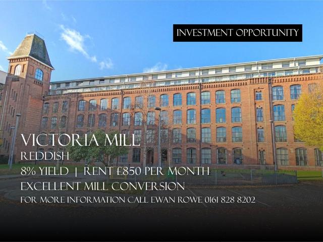 Flat for sale in Reddish, Greater Manchester