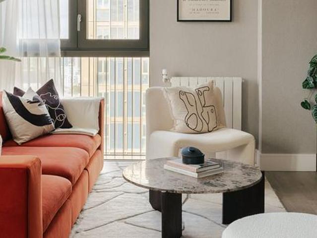 Flat for sale in West Ham, Greater London