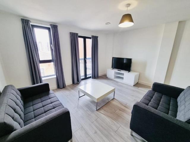 Flat for sale in Baltic Triangle, Calderstones