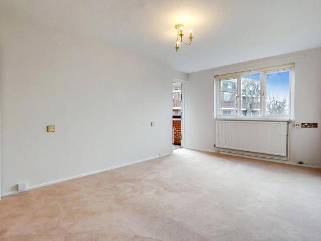 Flat for sale in Barnsbury, Isle Of Man