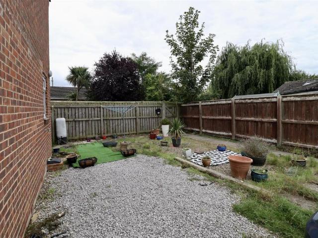 Flat for sale in Holme upon Spalding Moor, Holme-on-Spalding-Moor