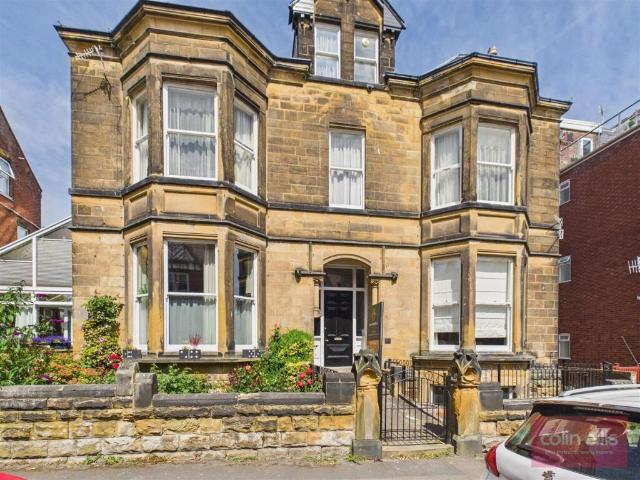 Flat for sale in South Cliff, Kepwick