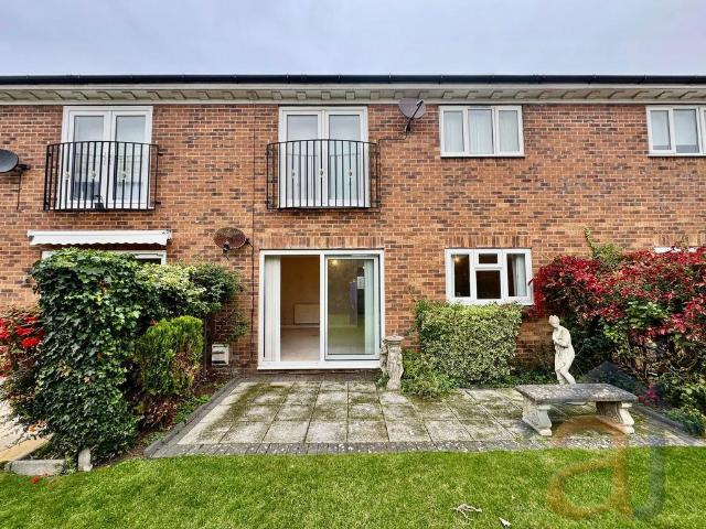 Flat for sale in Southport, Isle Of Man