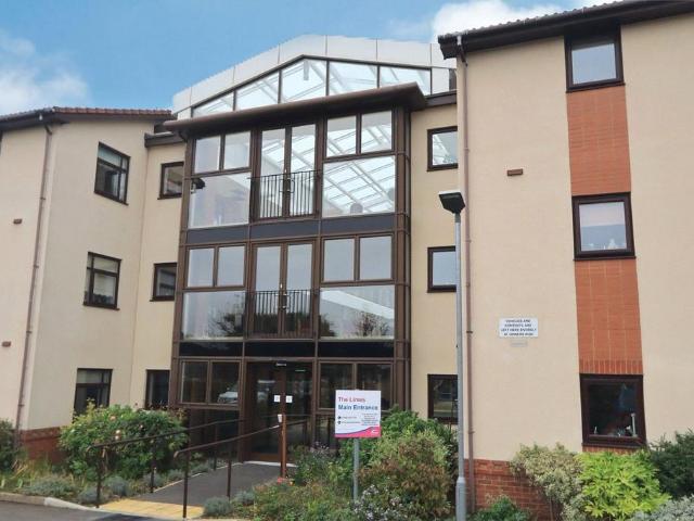 Flat for sale in Green Park, Milton Keynes