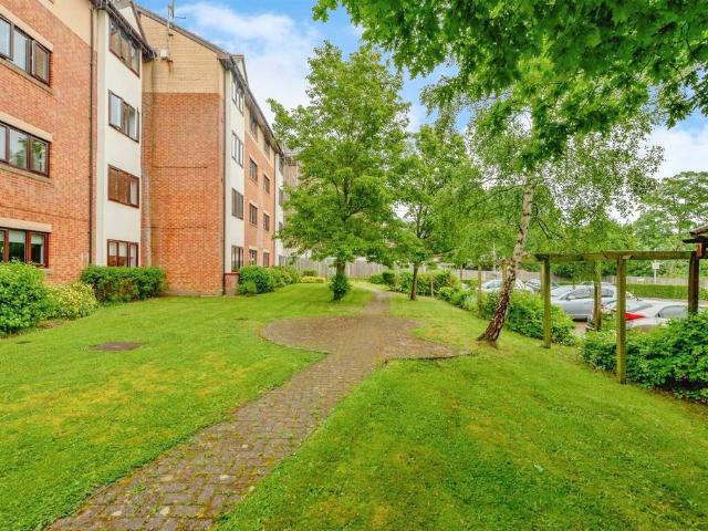 Flat for sale in Reffles Bridge, Red Hill