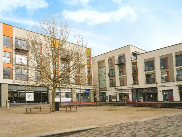 Flat for sale in Cheswick, Harry Stoke