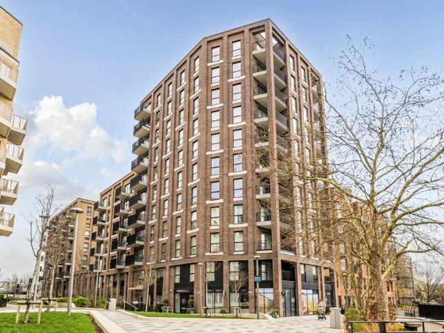 Flat for sale in Newtown, Reading
