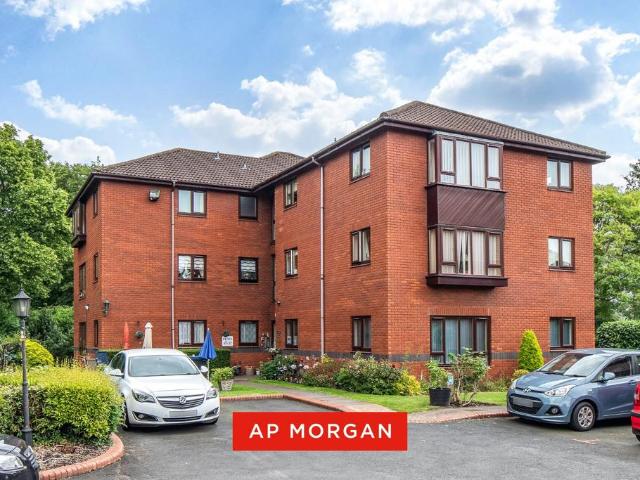 Flat for sale in Bromsgrove