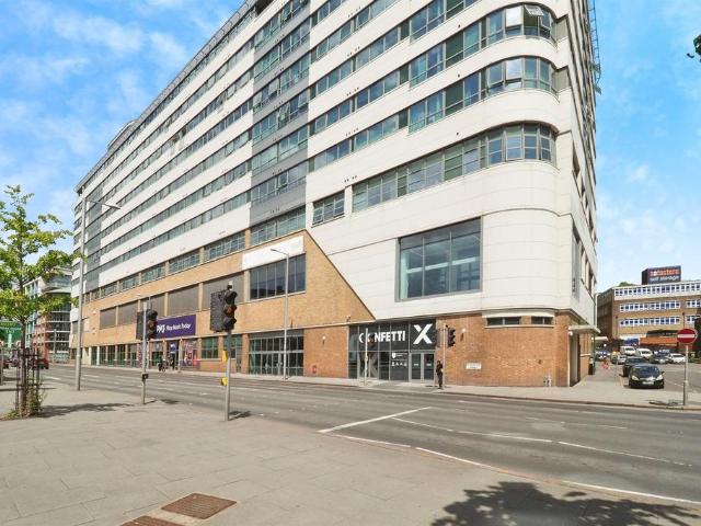 Flat for sale in St Ann's, Haddon
