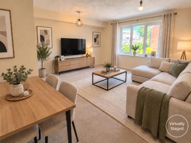 Flat for sale in Three Bridges, Glynde