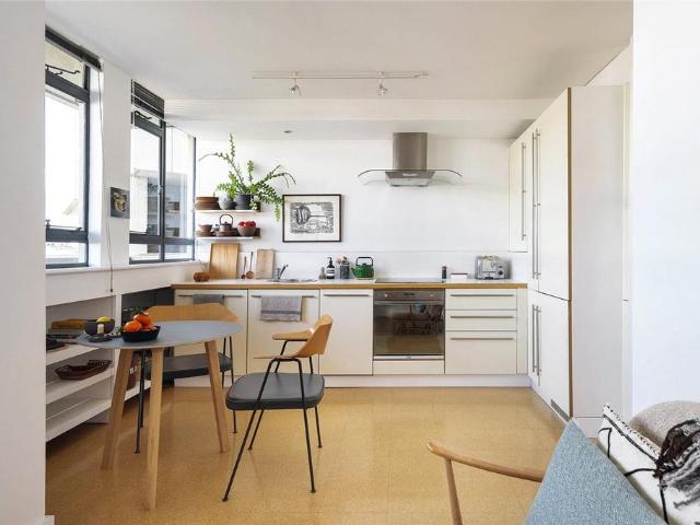 Flat for sale in Bethnal Green, Isle Of Man