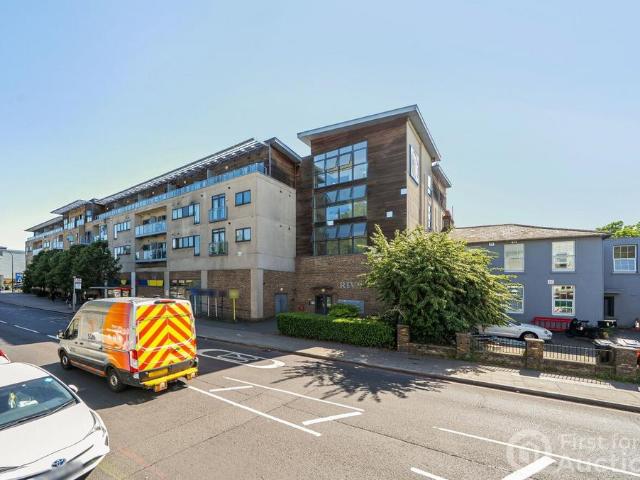 Flat for sale in London Borough of Lewisham, Greater London
