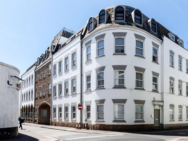 Flat for sale in St Helier, Greater London