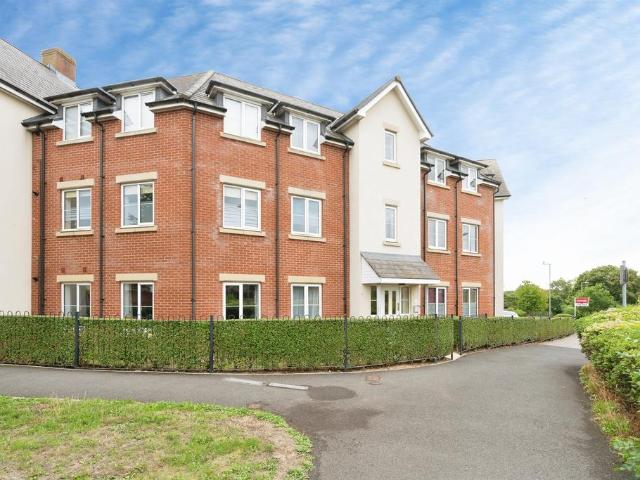Flat for sale in Barton Stacey, Hampshire