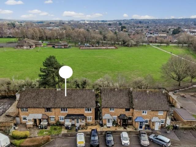 Flat for sale in Throop, Bournemouth