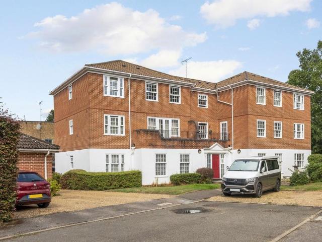 Flat for sale in Whiteley Village, Blackhills