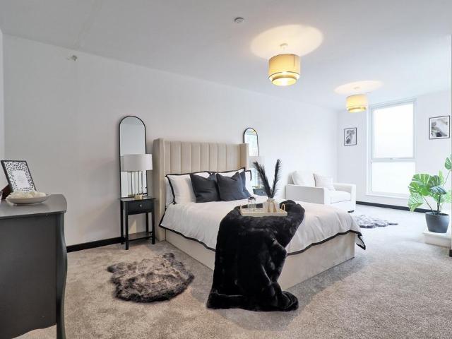 Flat for sale in Wickford