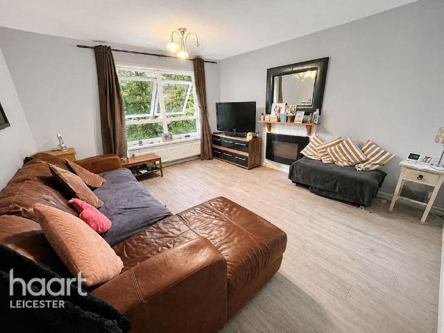 Flat for sale in Old Wharf, City Of Leicester