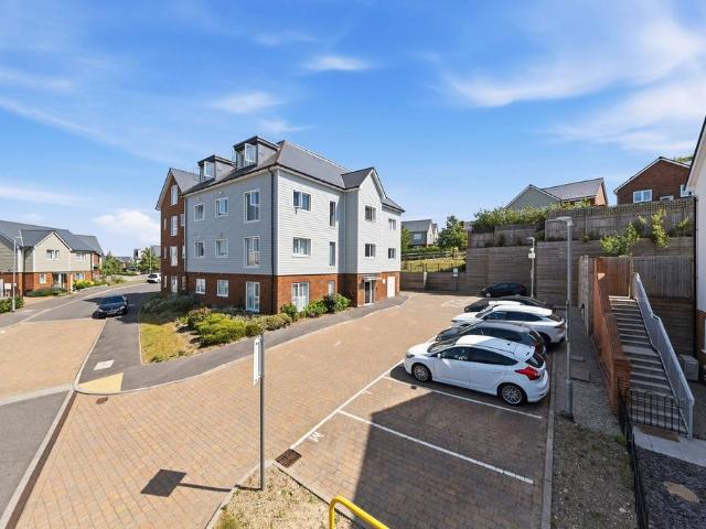 Flat for sale in Sherwood, Sandown Park