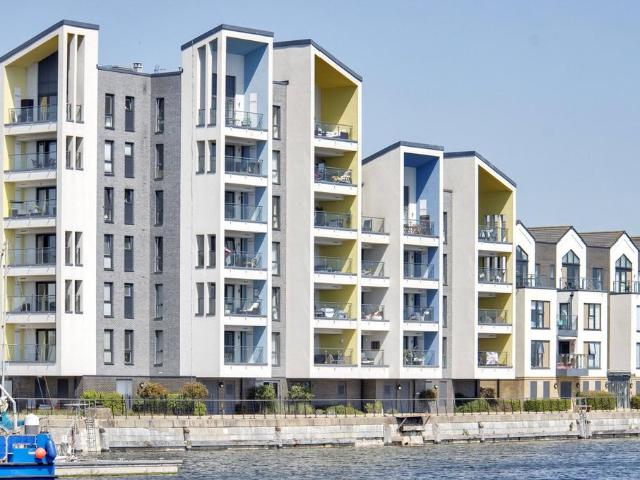 Flat for sale in St. Marys Island, Gillingham