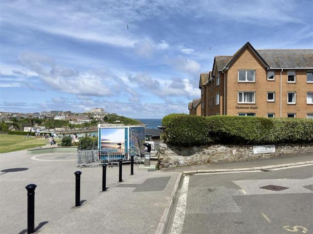 Flat for sale in Newquay, Cornwall