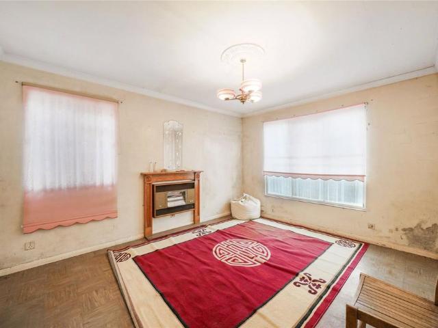 Flat for sale in Archway, Greater London