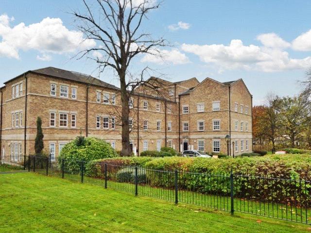Flat for sale in City Fields, West Yorkshire