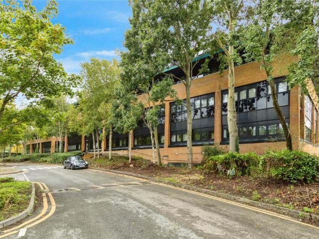 Flat for sale in Feckenham, City Of Bristol