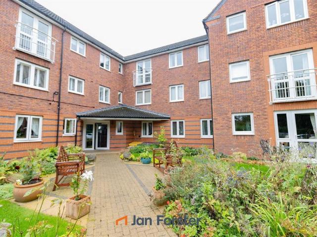 Flat for sale in South Gosforth, Isle Of Man