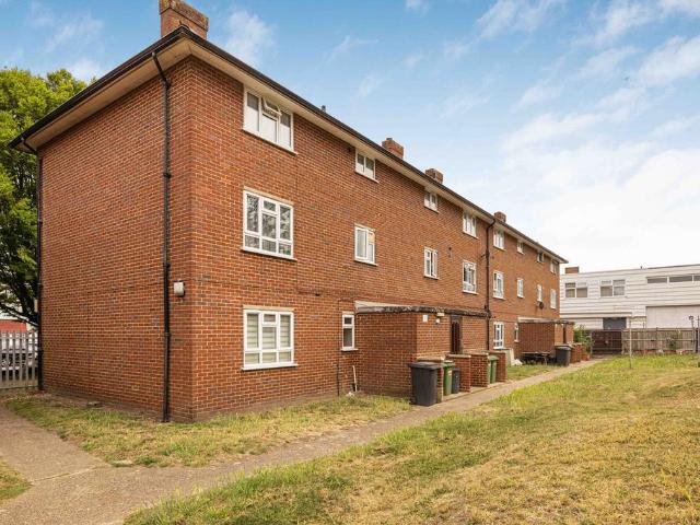 Flat for sale in Upper Elmers End, Isle Of Man