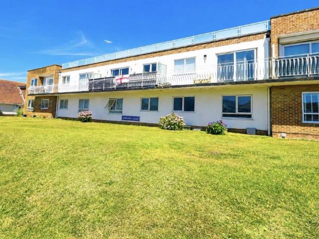 Flat for sale in Peacehaven, Iford